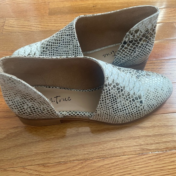 Diba True Womens No Way Out Slip On Flats Casual Shoes Size 7.5.  New - Picture 9 of 10